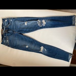 Joes jeans, cropped ripped skinny